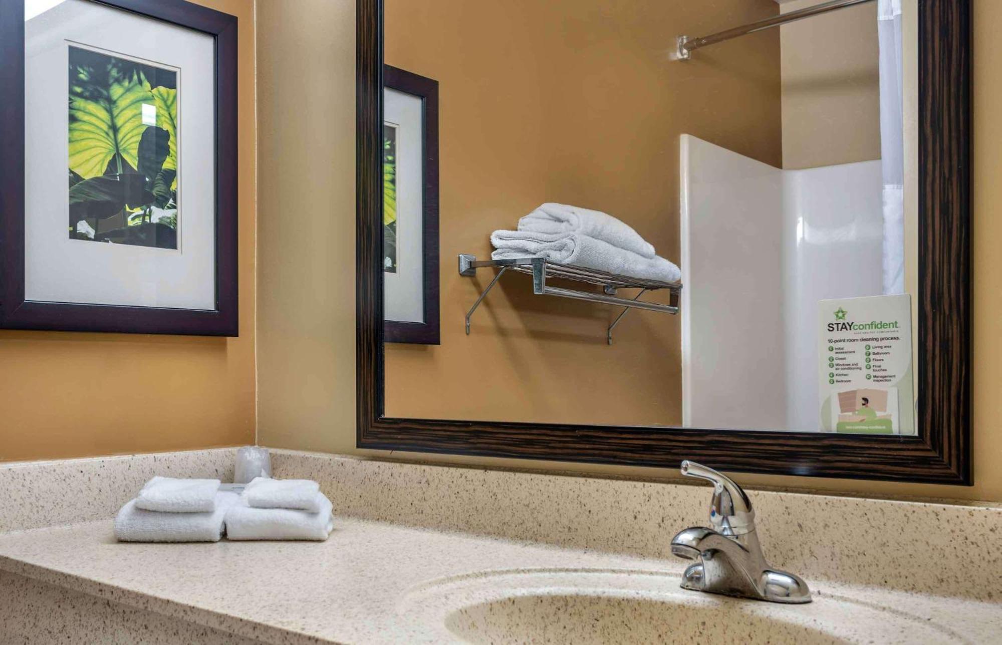 Extended Stay America Suites - Oklahoma City - Airport מראה חיצוני תמונה