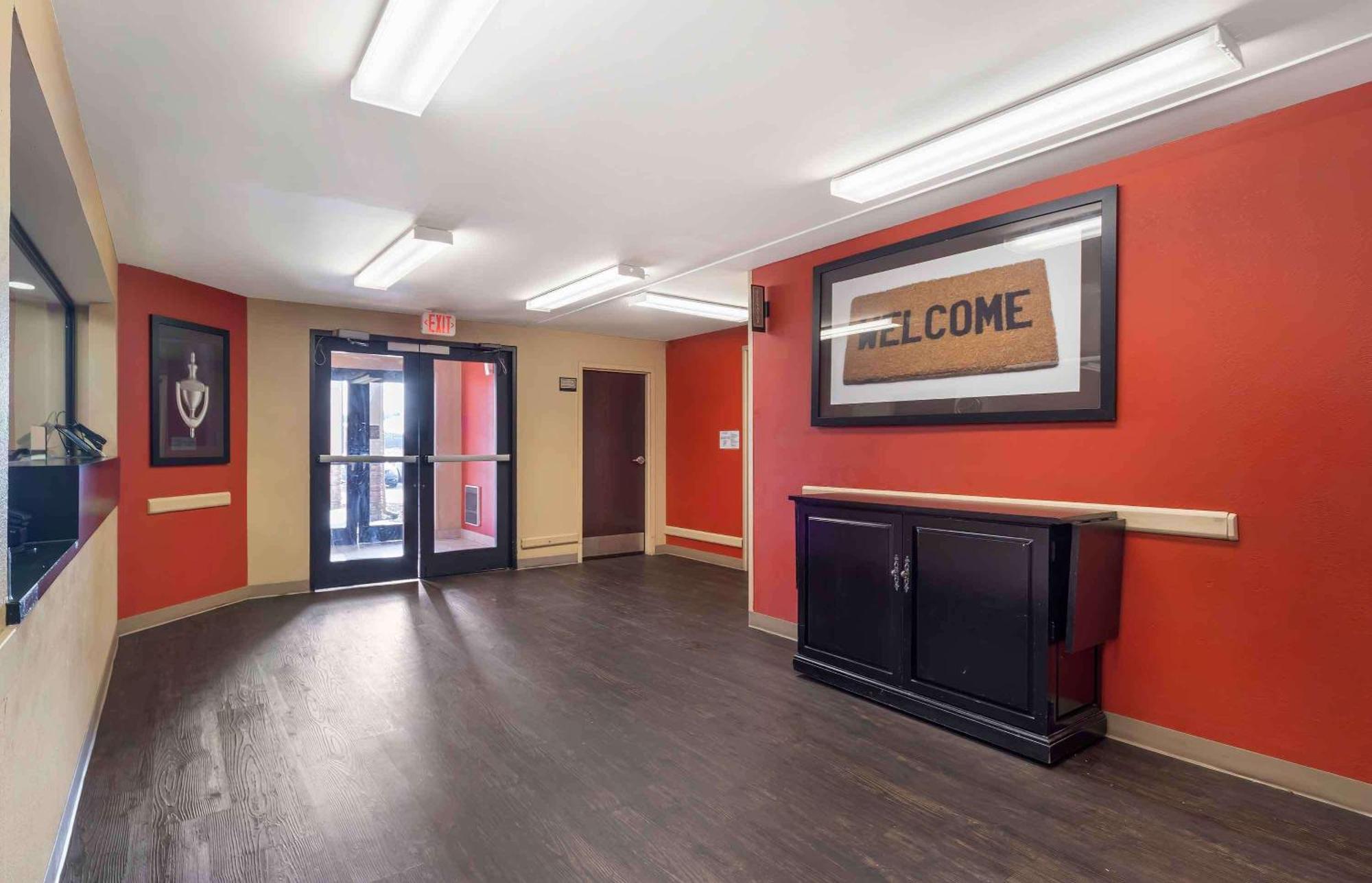 Extended Stay America Suites - Oklahoma City - Airport מראה חיצוני תמונה