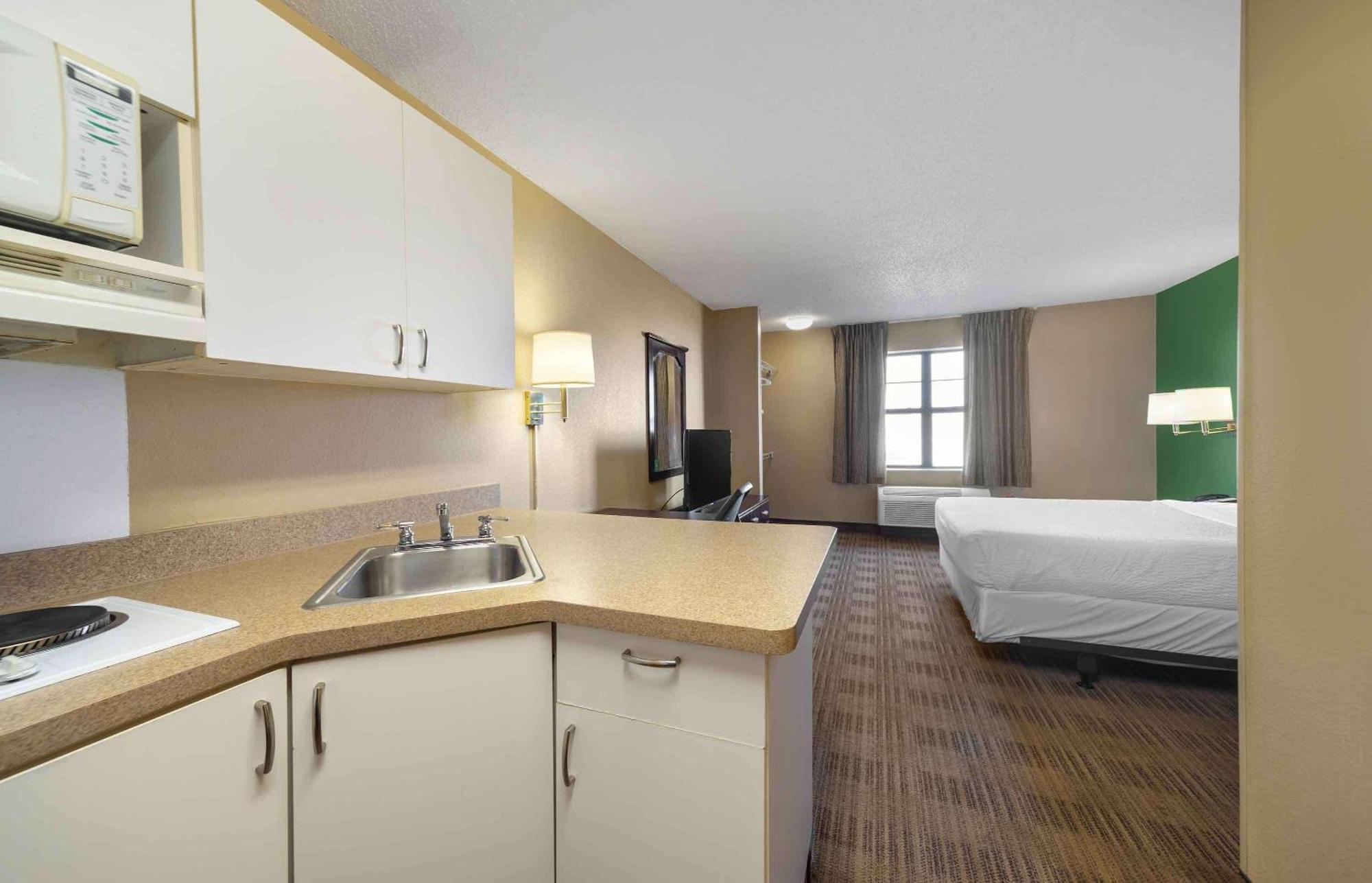 Extended Stay America Suites - Oklahoma City - Airport מראה חיצוני תמונה